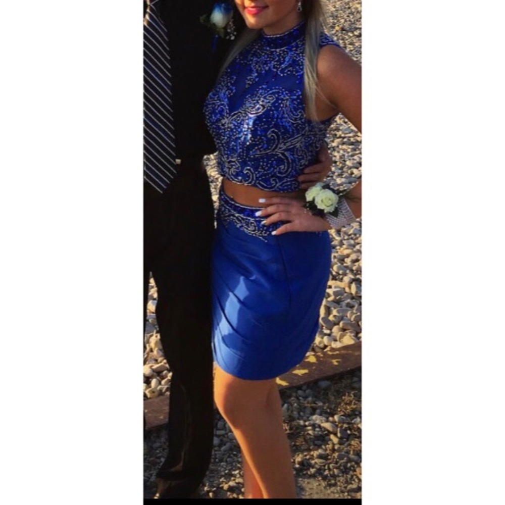 Homecoming dress 💙